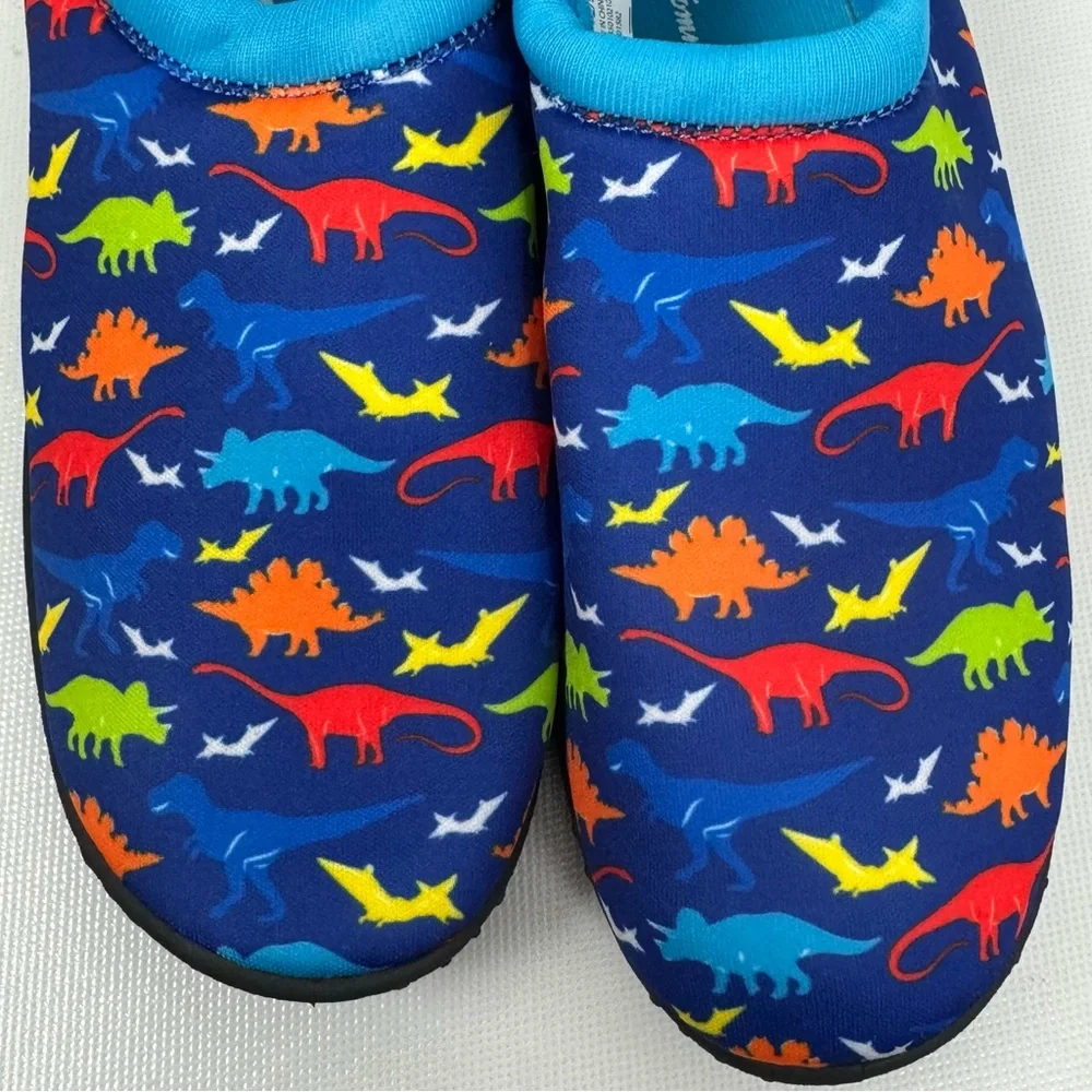 Tommy Bahama Blue and Red Water Shoes with Stretchy Collar size 2/3